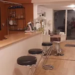 La Cigale Et La Fourmi Проживание в семье