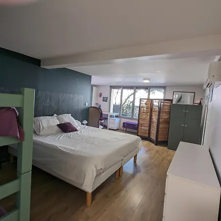 Habitación en casa particular La Cigale Et La Fourmi Nimes