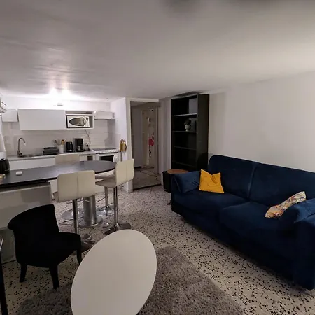 Habitación en casa particular La Cigale Et La Fourmi Nimes