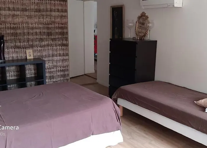 La Cigale Et La Fourmi Δωμάτια σε οικογενειακή κατοικία *